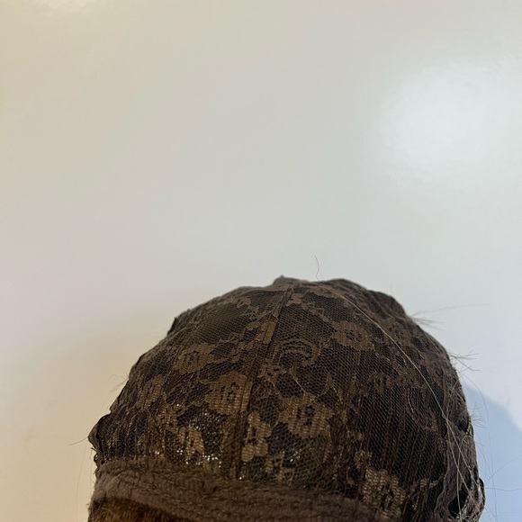 WIG  - Layered Dirty Blonde Side Bangs Wig - Realistic Look - Picture 5 of 10